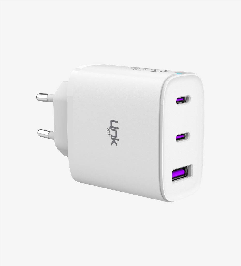 C317 Strong GaN 3 Ports 45W Fast Charger Adapter